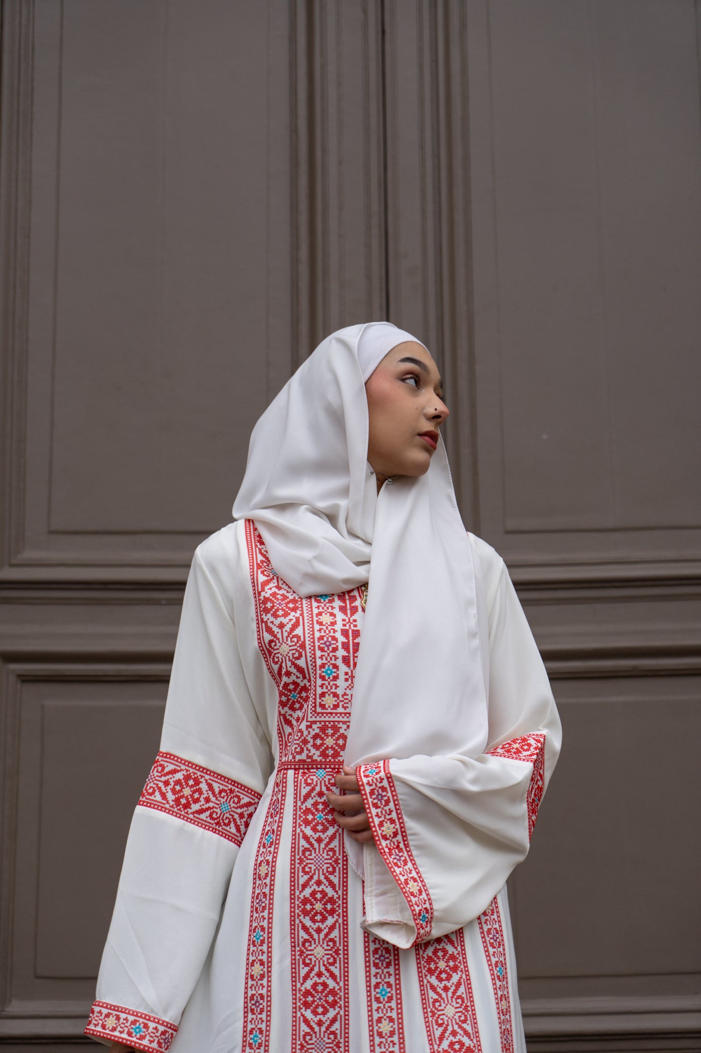 Thob Ramallah - Rouge