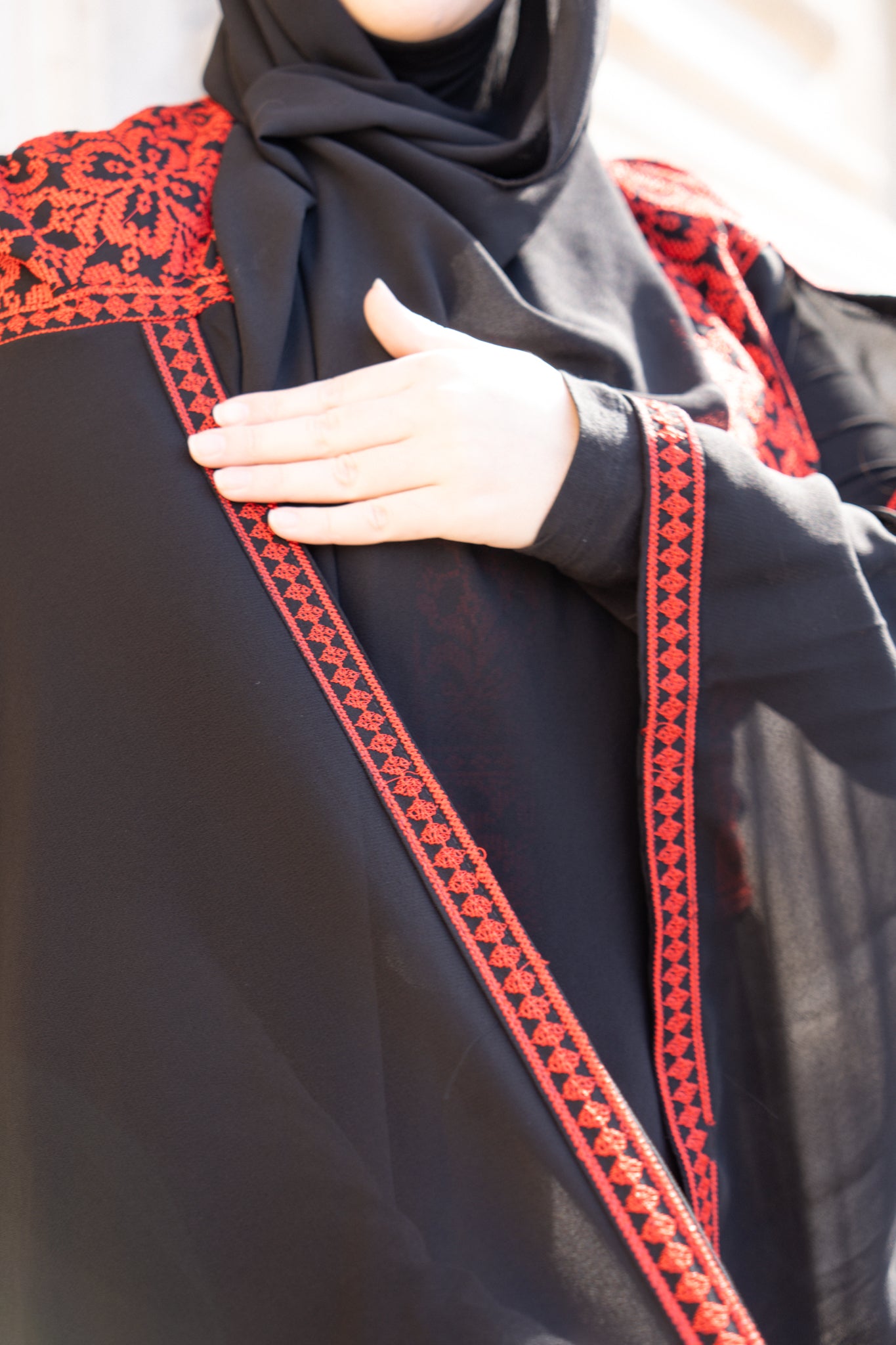 Abaya Cape Al-Quds