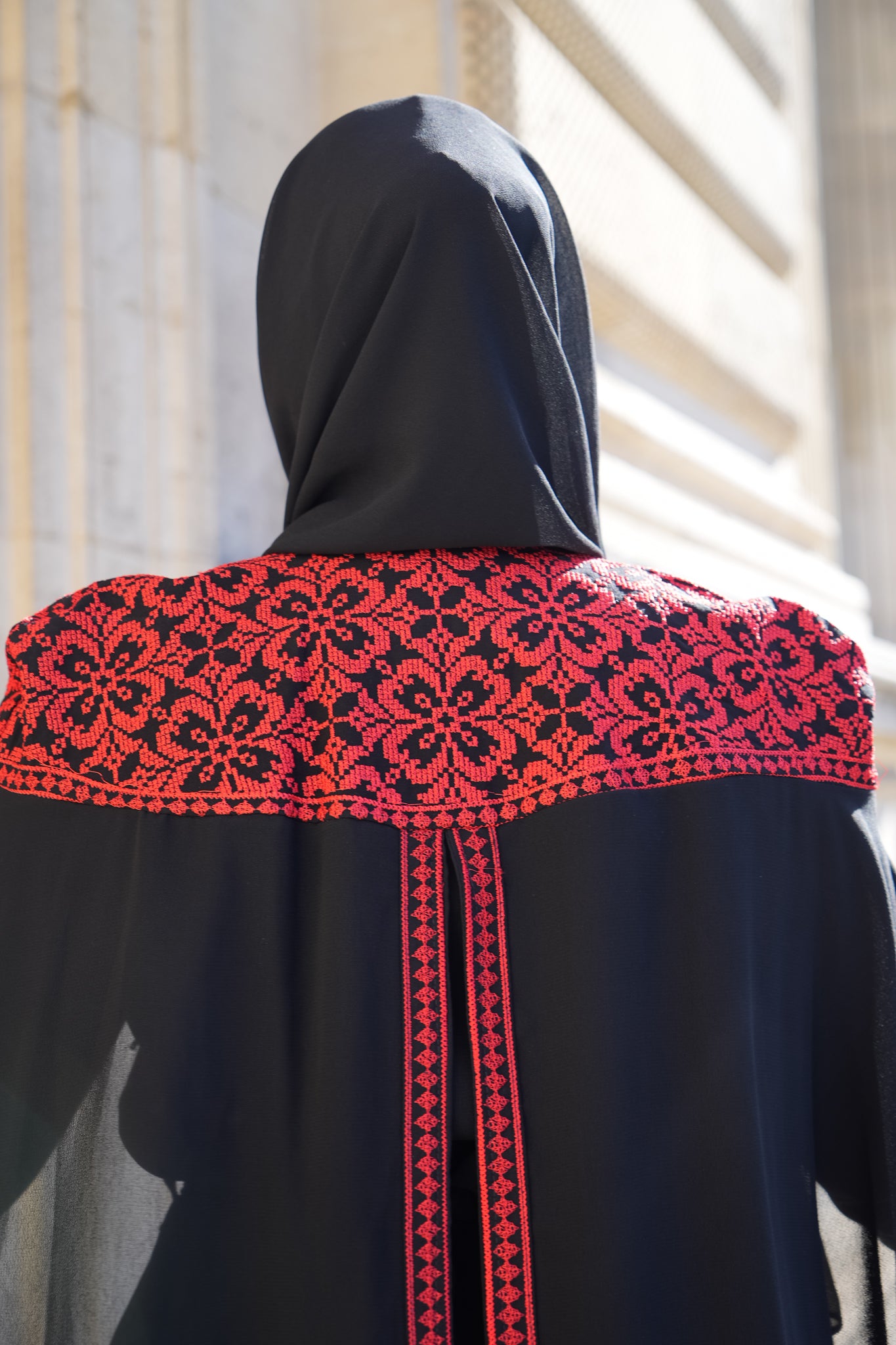 Abaya Cape Al-Quds
